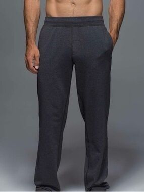 Lululemon men’s dark gray Kung Fu Sweatpants